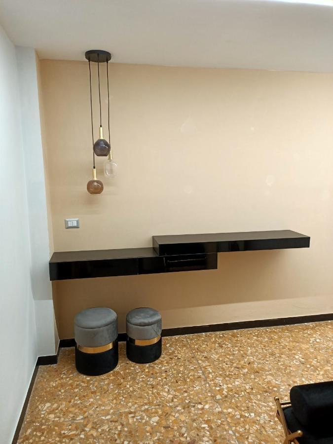 Appartamento La Casa di Noemi Savona Esterno foto